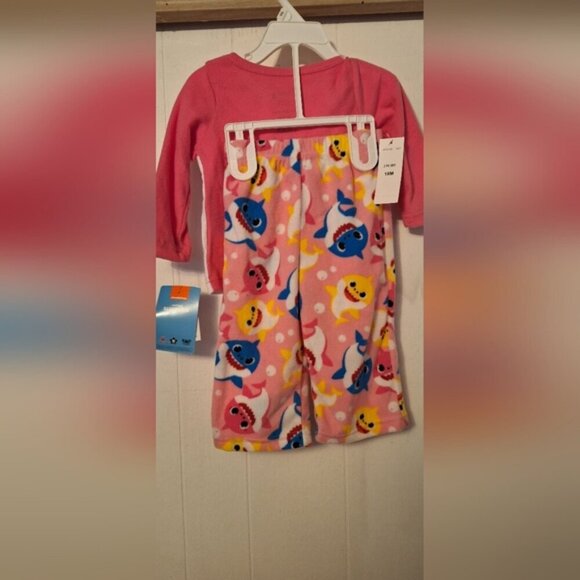 Nickelodeon Baby Shark Infant Girls Pajamas Sz 24 months Pink Sleepwear - Picture 5 of 5
